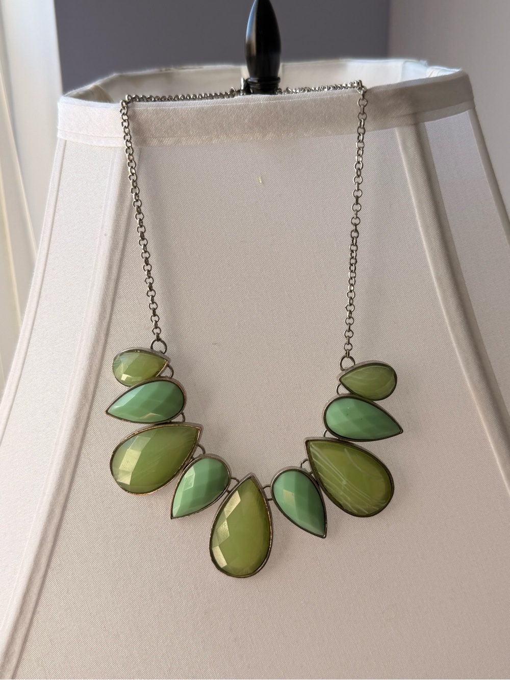 Green Teardrop Statement Necklace - Women Jewelry